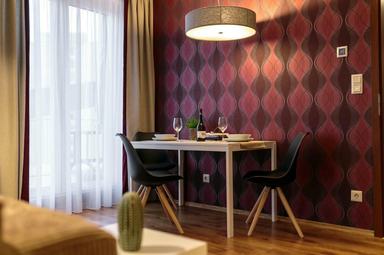 Doczy Private Apartment ديبريتْسين المظهر الخارجي الصورة