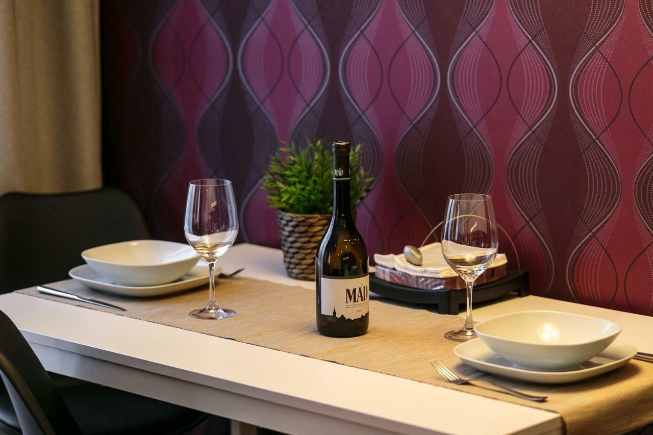 Doczy Private Apartment ديبريتْسين المظهر الخارجي الصورة