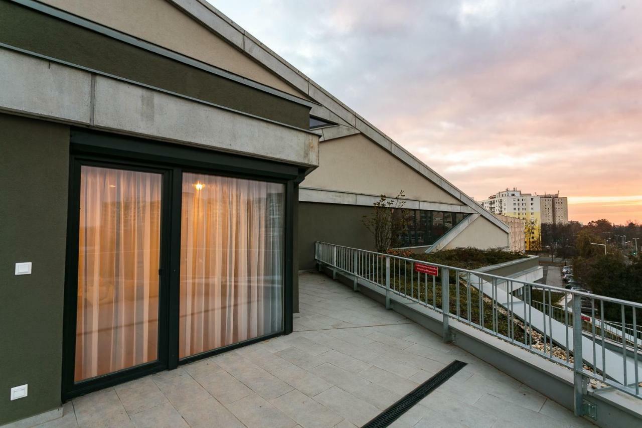 Doczy Private Apartment ديبريتْسين المظهر الخارجي الصورة